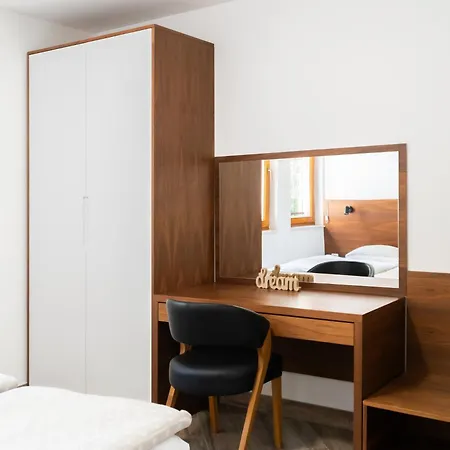 Πανσιόν La Σαράγεβο