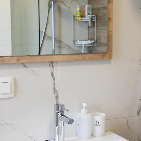 Gostinjska kuća La 4*